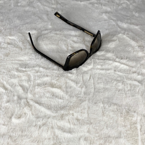 NWOT,Mark Jacobs sunglasses, with original case - Picture 5 of 6